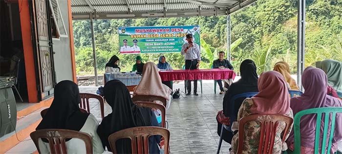 Kegiatan Rumah Desa Sehat Desa Nanti Agung Kecamatan Kedurang Bahas Penanganan Stunting