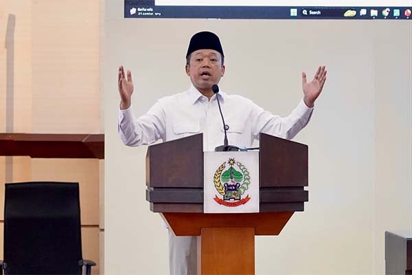 Rakor Bersama Kepala Daerah Se-Sulsel, Menteri Nusron Tegaskan Perlindungan Lahan Pertanian Jadi Prioritas Pemerintah