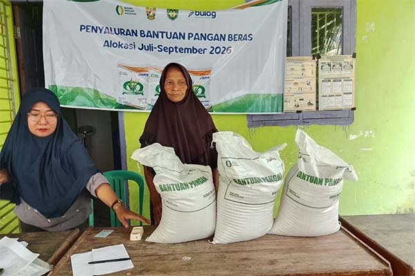 Desa Darat Sawah Ulu Salurkan Bantuan Pangan Tiga Bulan Sekaligus: Juli–September, Total 30 Kg Per Keluarga